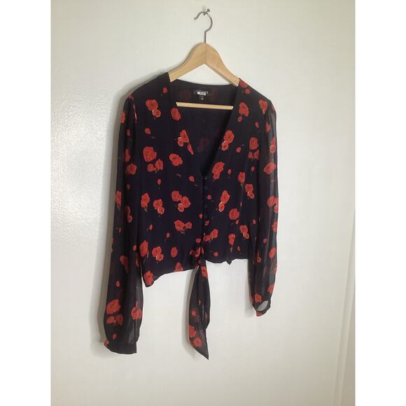 Intermix NWOT Black Silk Red Rose Print Tie Front Long Sleeve Blouse Top M - Picture 5 of 6